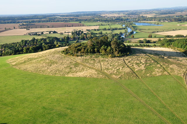 Trees have traditionally been planted to mark out landscape features such as here on Wittenham Clumps in Oxfordshire © Geograph CCL